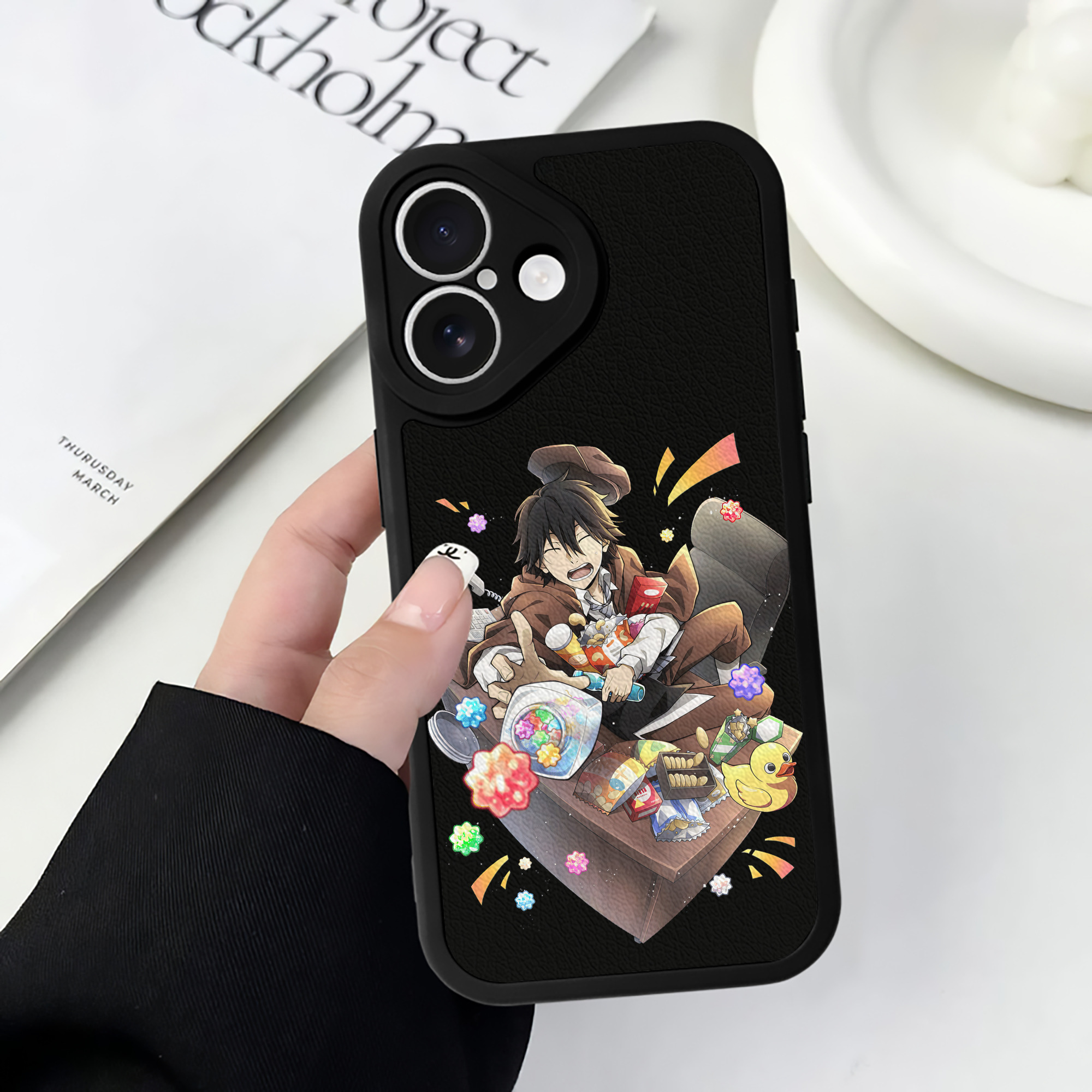 （画像用） 文豪ストレイドッグス Bungo Stray Dogs 【iPhone 16シリーズ対応】シリコンスマホケース（レザー調） 材質：シリコン